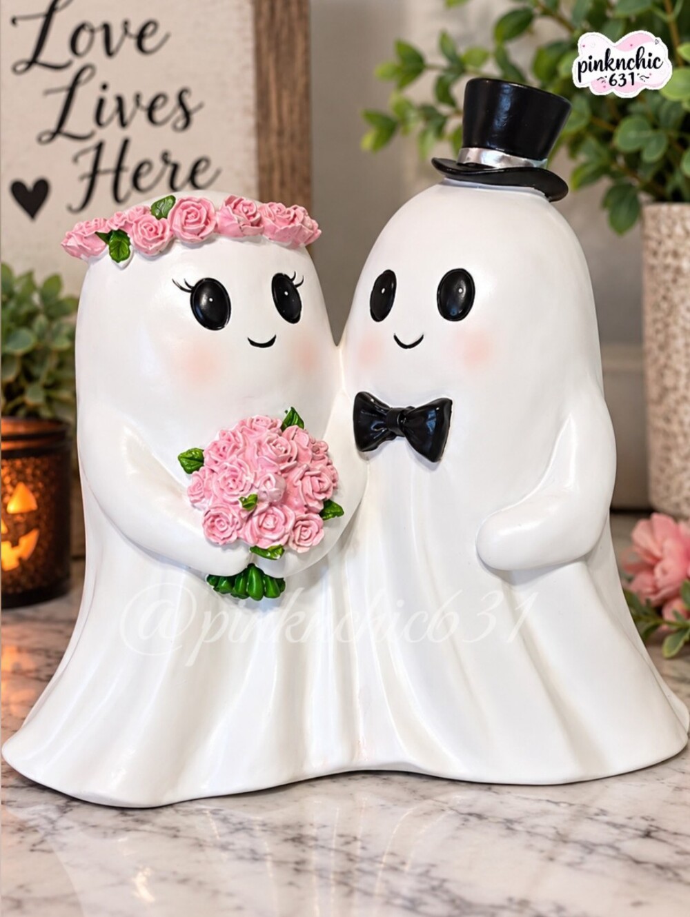 Bride And Groom Wedding Ghosts  Statue Halloween Decor